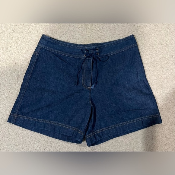 LOFT Pants - Ann Taylor loft blue denim cotton shorts size 4